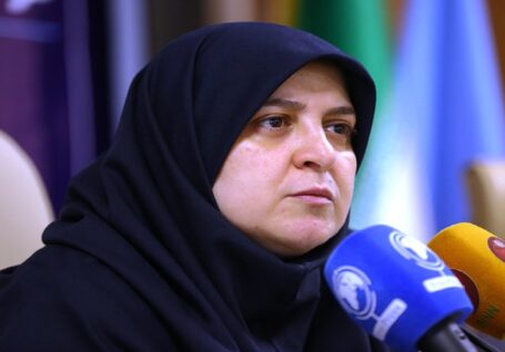 مهاجرانی: میز دیپلماسی را در امتداد میدان می‌دانیم