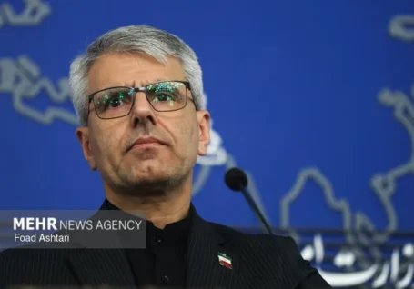 طعنه سنگین بقائی به رئیس جمهور لبنان/ «فروشِ دوست و خریدِ دشمن»