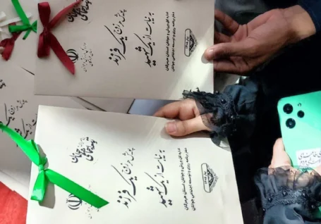پویش «هر زوج، یک فرزند به نیابت از یک شهید» در ۴ شهرستان هرمزگان اجرا شد