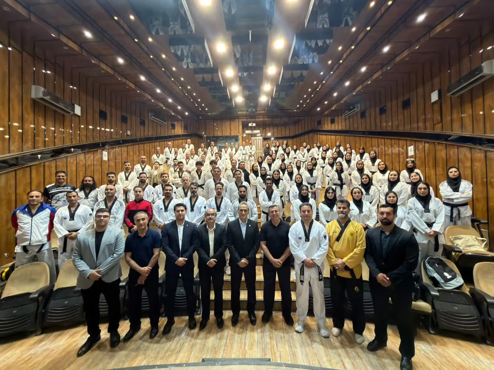 برگزاری دوره بازآموزی مربیگری و داوری تکواندو در استان قزوین برگزاری دوره بازآموزی مربیگری و داوری تکواندو در استان قزوین