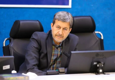قول حمایت برای بازسازی اصفهان؛ تأکید رئیس سازمان مدیریت بحران کشور بر جبران خسارات و تقویت زیرساخت ها