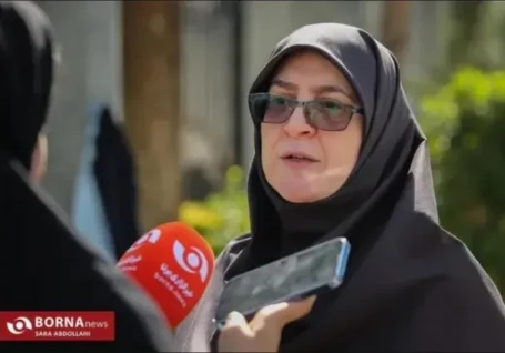 لامرد نباید فراموش شود