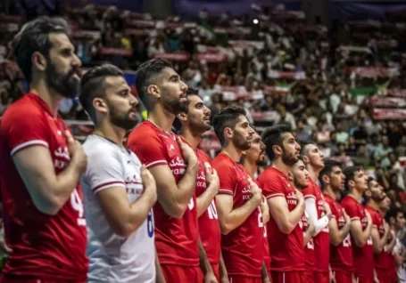 تحقیر نسل طلایی والیبال ایران توسط پیاتزا!