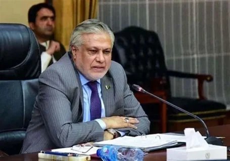 دیدار وزیر خارجه پاکستان با همتای آمریکایی و مشاور امنیت ملی در واشنگتن