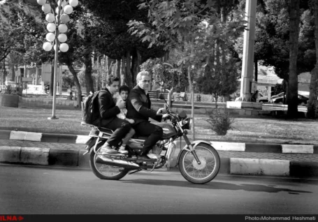 تصادف ۲ موتورسیکلت در بهارستان ۵ مصدوم برجا گذاشت