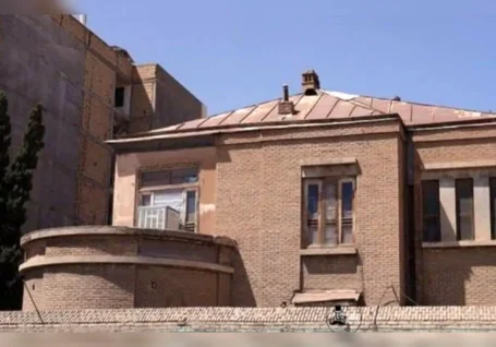 فعالان میراث فرهنگی: اثر ثبت ملی را بدون اجازه میراث تخریب کردند/ میراث فرهنگی خراسان رضوی: اثر از ثبت ملی خارج شده بود، شکایت می کنیم