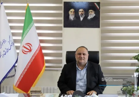 آیین اختتامیه جشنواره استانی شعر انتظار روز سه شنبه برگزار می شود