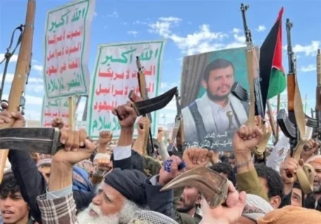 انصارالله: باید معادله جنوب لبنان را هم تثبیت کنیم