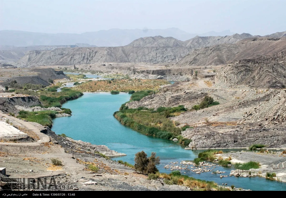 داده های ۳۰ ساله اقلیمی باهوکلات از وقوع یخبندان و موج های ۵۰ درجه ای گرما حکایت دارد