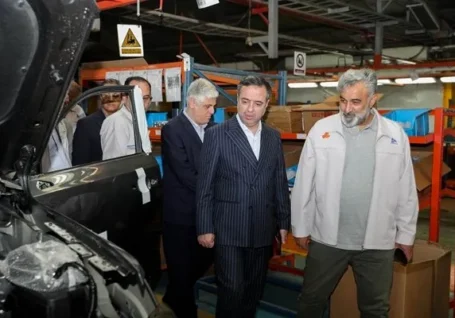 افزایش تعاملات بانک صادرات و پارس خودرو در جهت توسعه محصولات و رفع موانع تولید