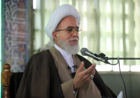امام جمعه کرمانشاه: هنر بزرگ امام(ره) جاری سازی اسلام در متن جامعه بود