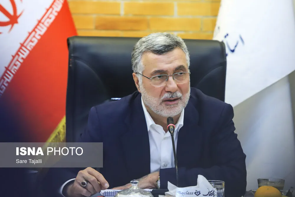 نسخه وزیر بهداشت برای جبران قیمت دارو / نامه به «قالیباف» درباره بودجه بیمه ها