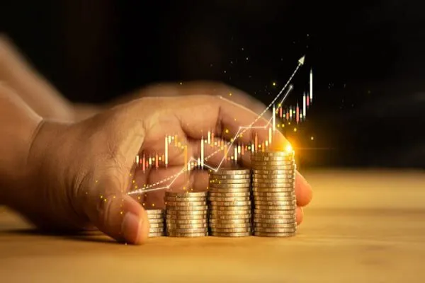 بهترین ترکیب دارایی در بحران؛ ۴۰٪ طلا، ۲۰٪ درآمد ثابت، ۴۰٪ سهام و انرژی
