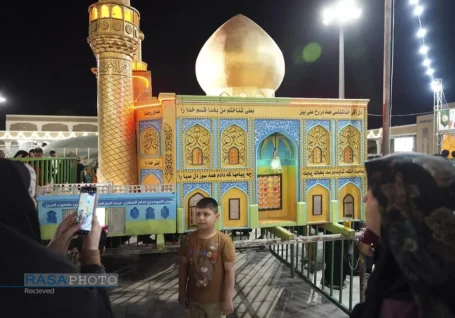 نمایشگاه «غدیر» در حرم بانوی کرامت