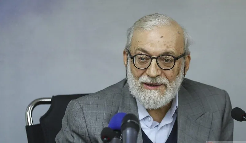 لاریجانی: مردم درباره هسته ای خیالشان جمع باشد